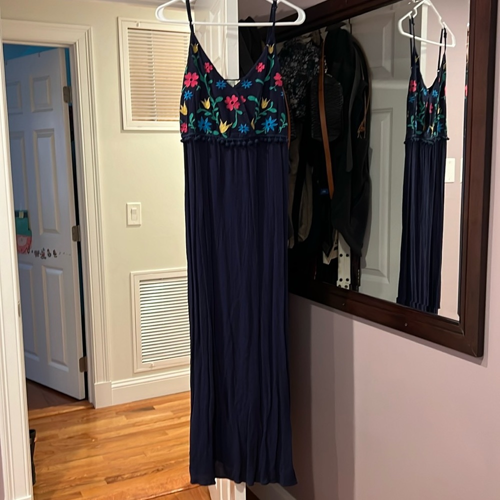 Embroidered maxi dress